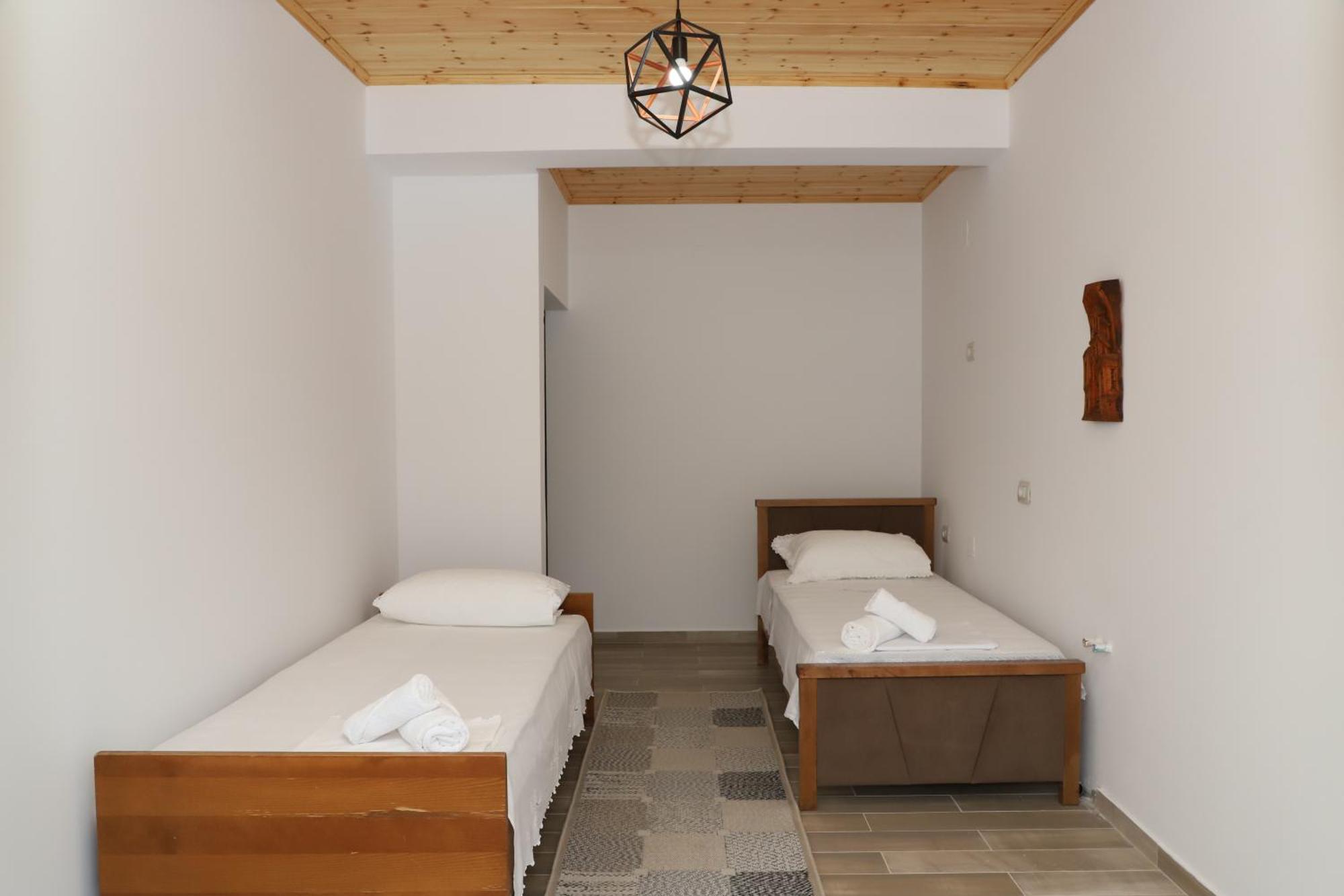 Georgemishel Guest House 培拉特 外观 照片