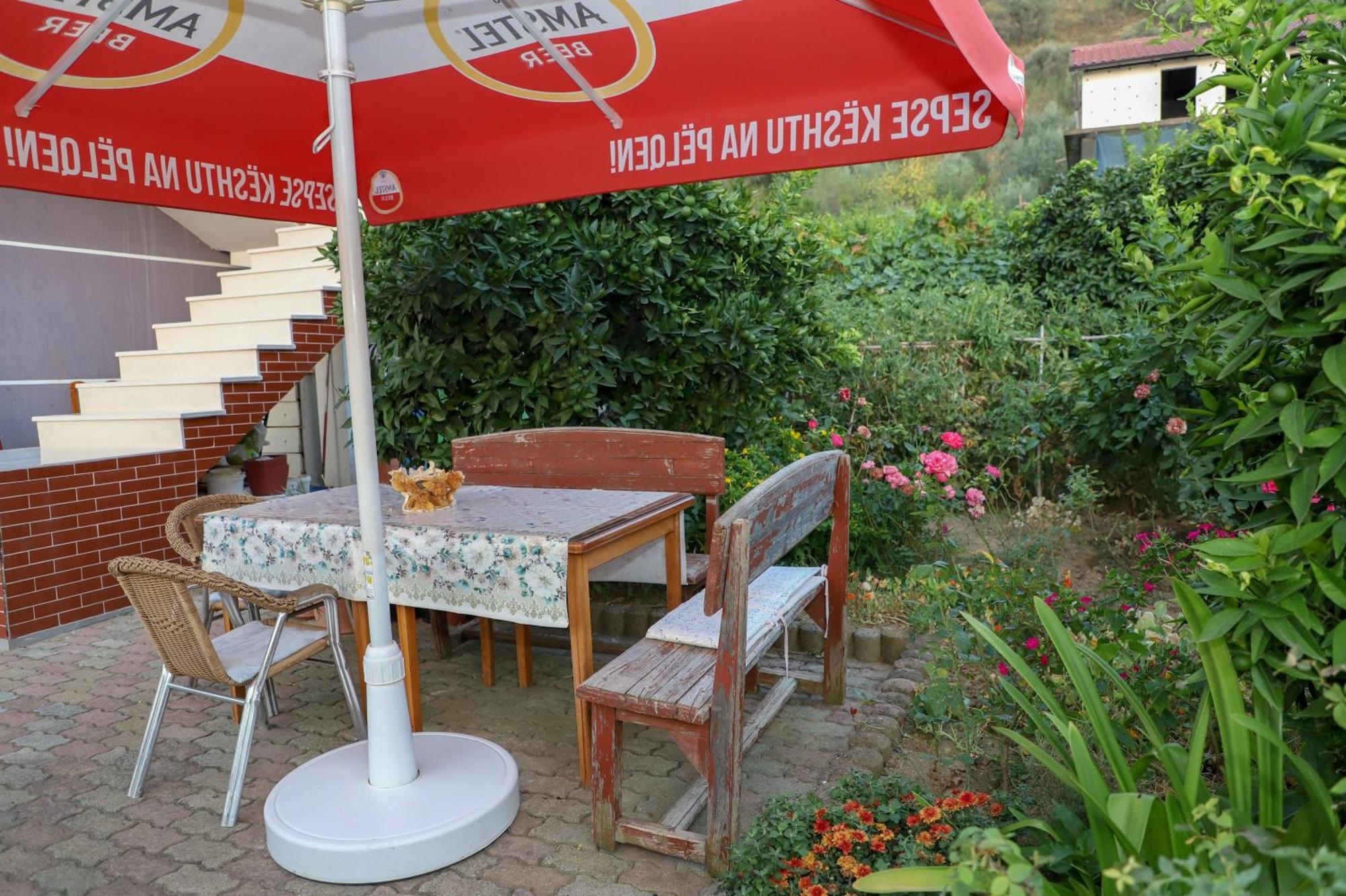 Georgemishel Guest House 培拉特 外观 照片