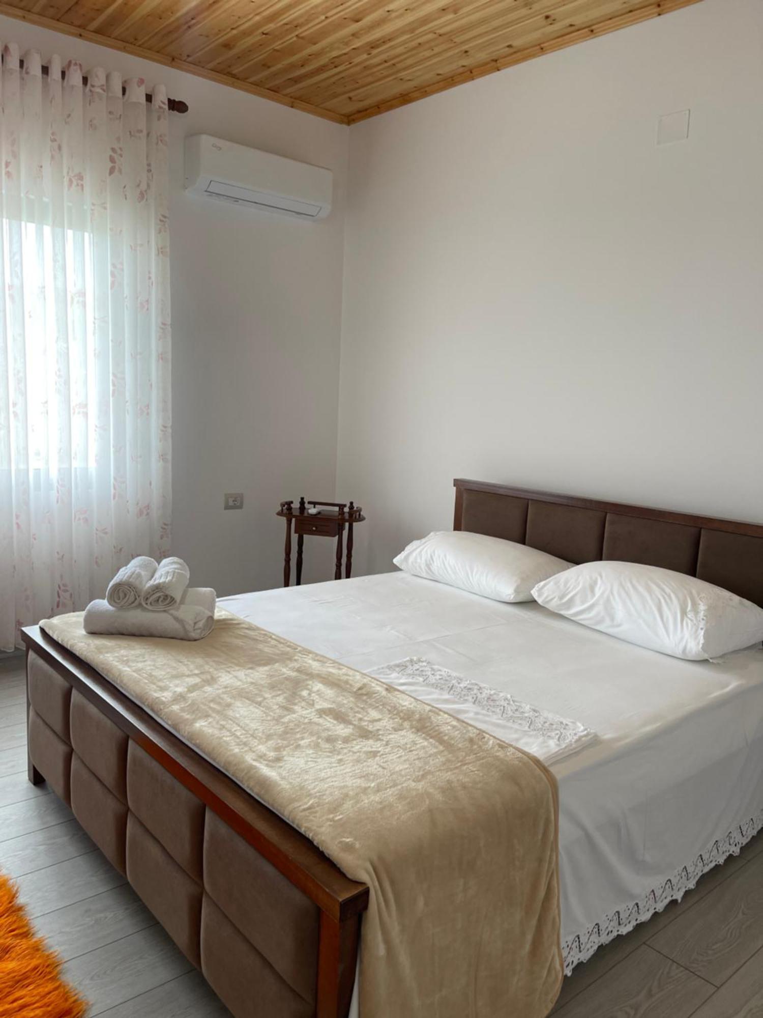 Georgemishel Guest House 培拉特 外观 照片