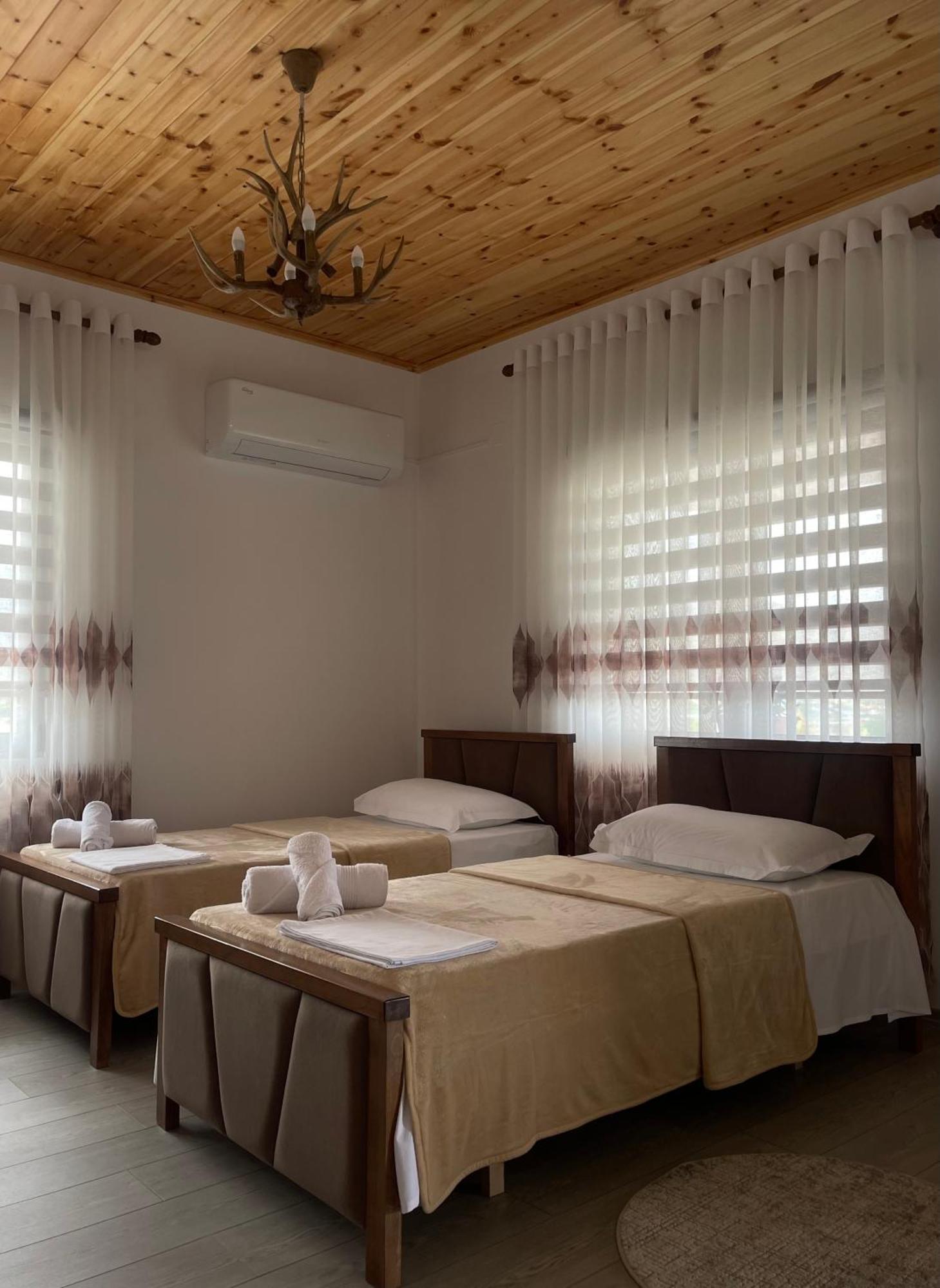 Georgemishel Guest House 培拉特 外观 照片